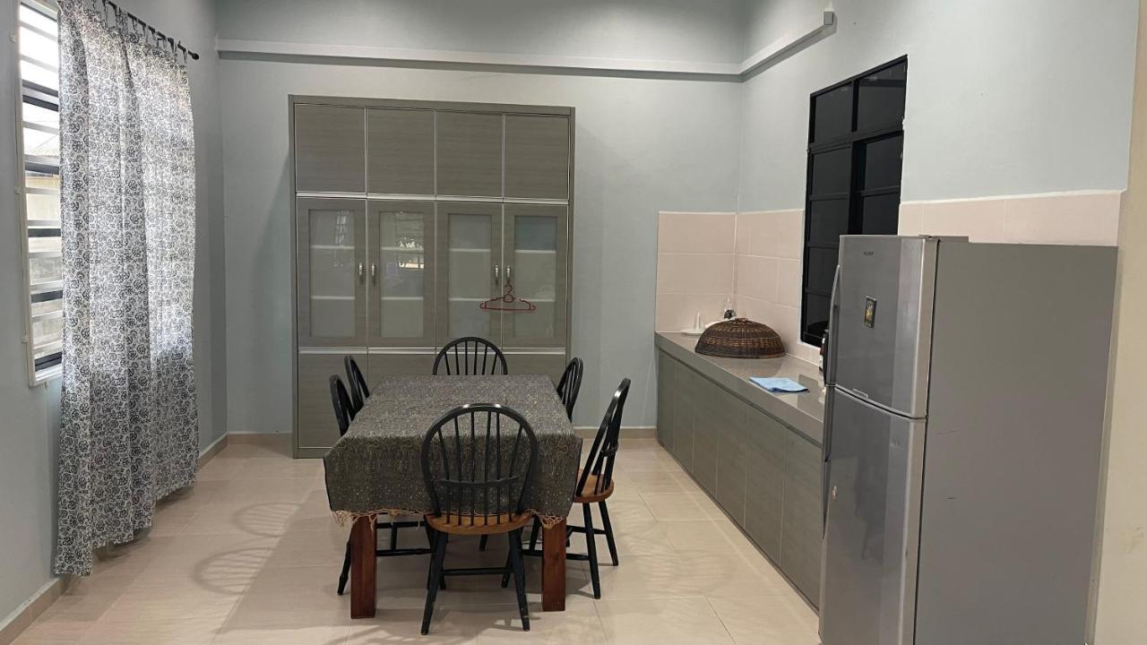 Nikmat Homestay Riyadh Kampong Tuan Mandak Extérieur photo