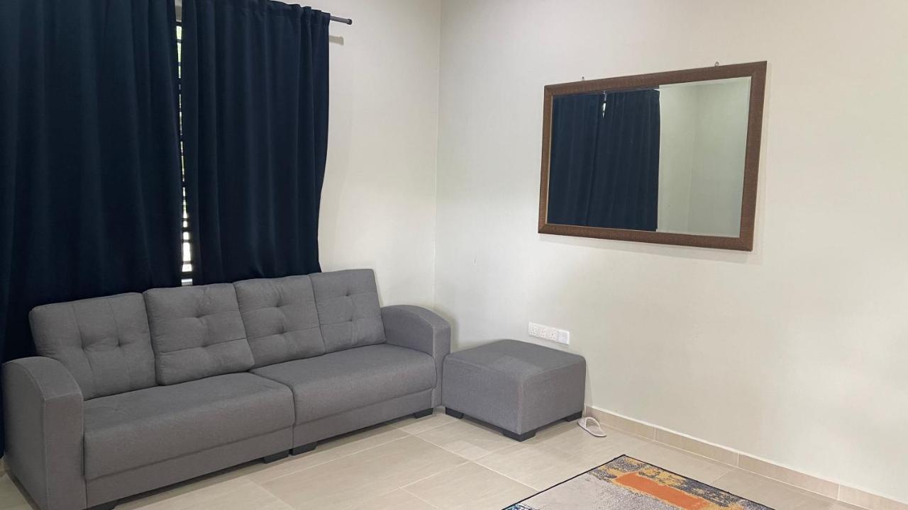 Nikmat Homestay Riyadh Kampong Tuan Mandak Extérieur photo